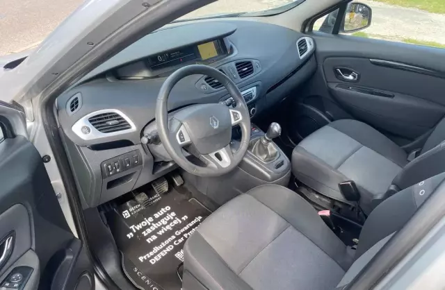 RENAULT Grand Scenic 