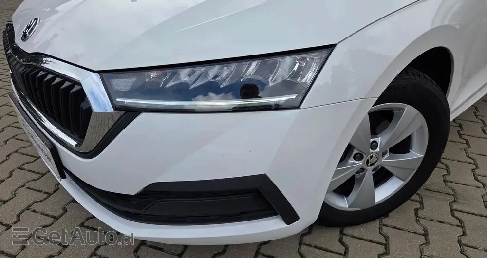 SKODA Octavia 1.0 TSI Active