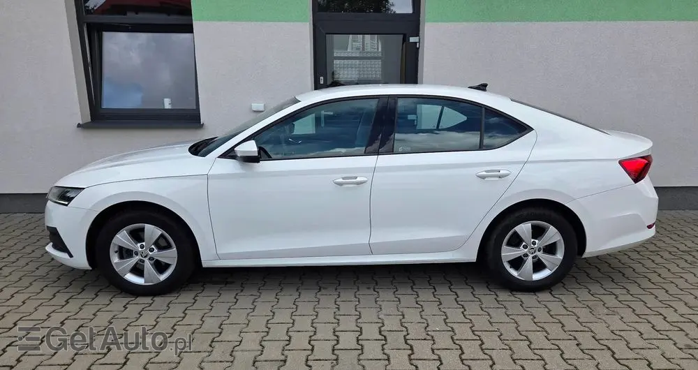SKODA Octavia 1.0 TSI Active