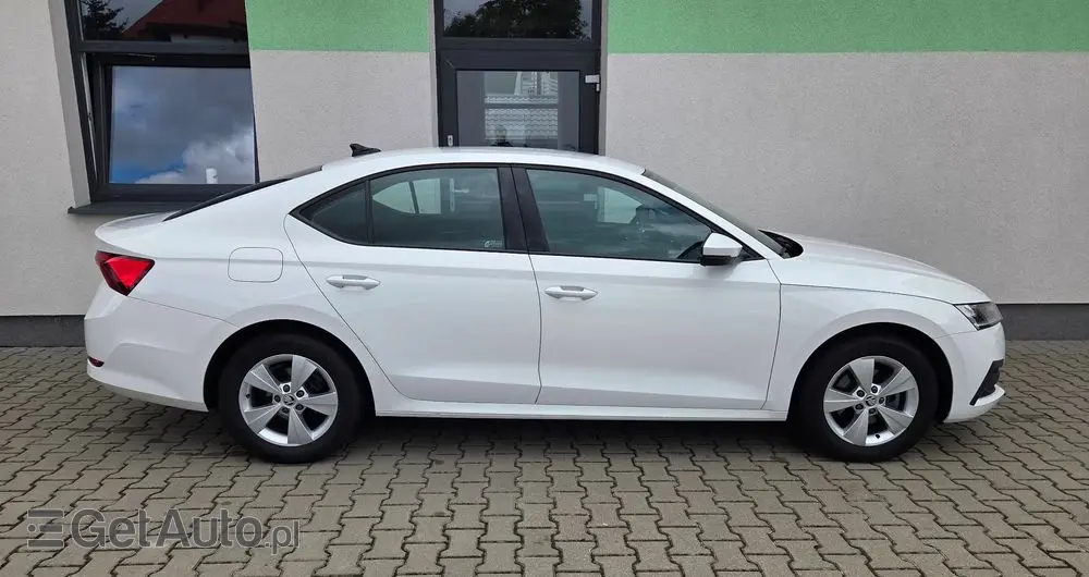 SKODA Octavia 1.0 TSI Active