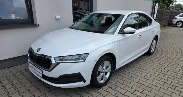 SKODA Octavia 1.0 TSI Active