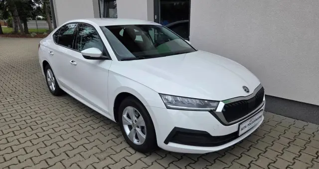 SKODA Octavia 1.0 TSI Active
