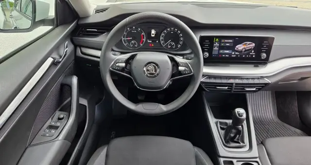 SKODA Octavia 1.0 TSI Active