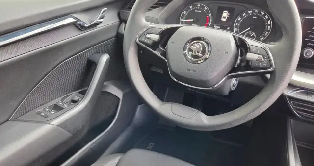 SKODA Octavia 1.0 TSI Active
