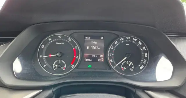 SKODA Octavia 1.0 TSI Active