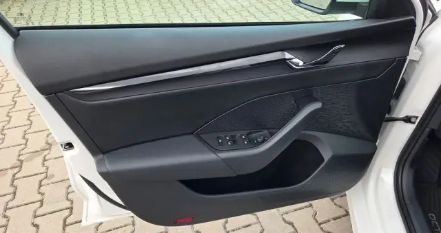 SKODA Octavia 1.0 TSI Active