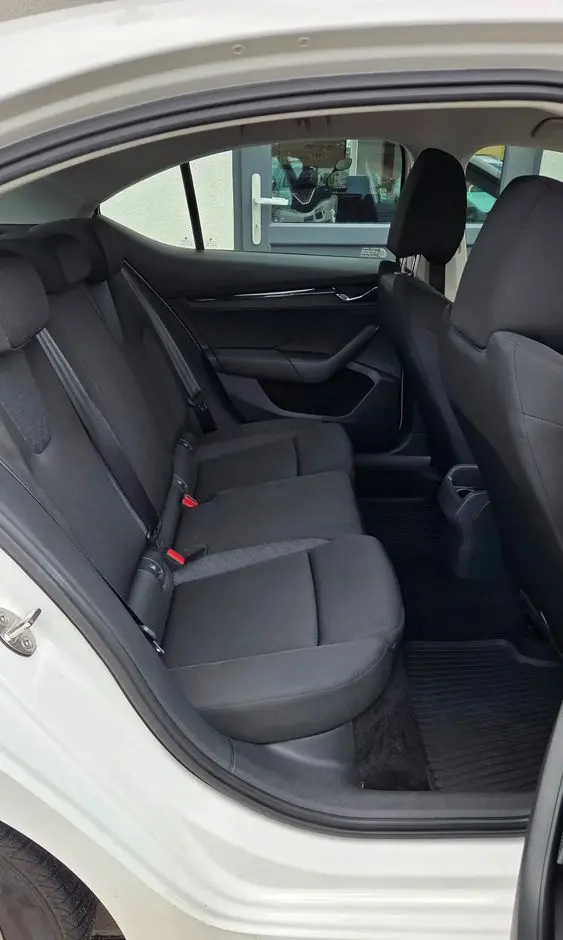 SKODA Octavia 1.0 TSI Active