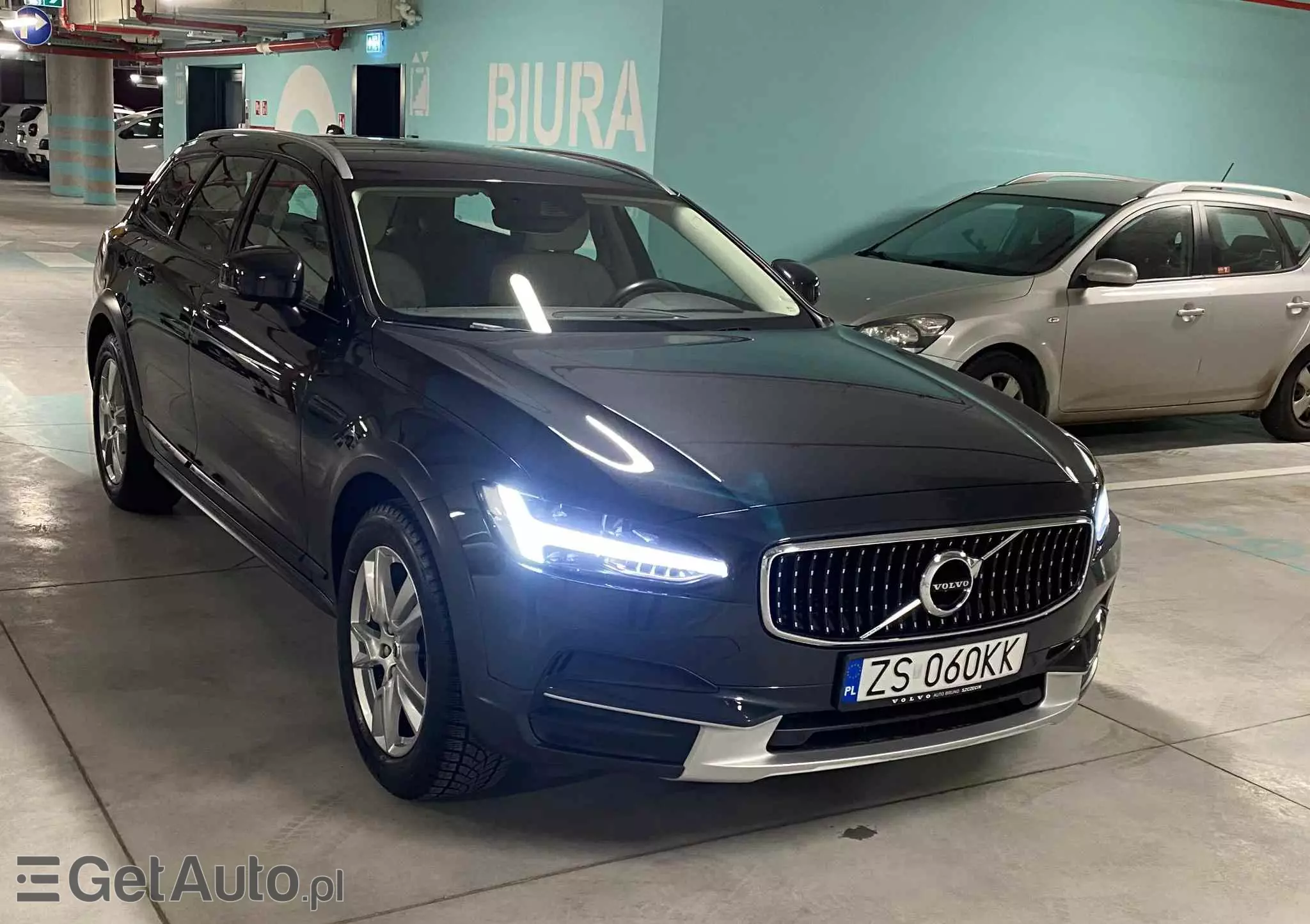 VOLVO V90 T5 GPF Momentum