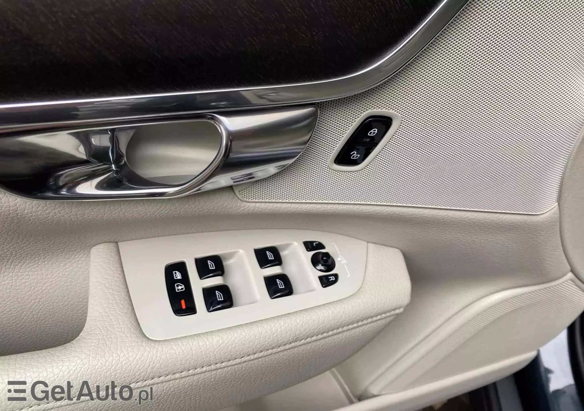 VOLVO V90 T5 GPF Momentum