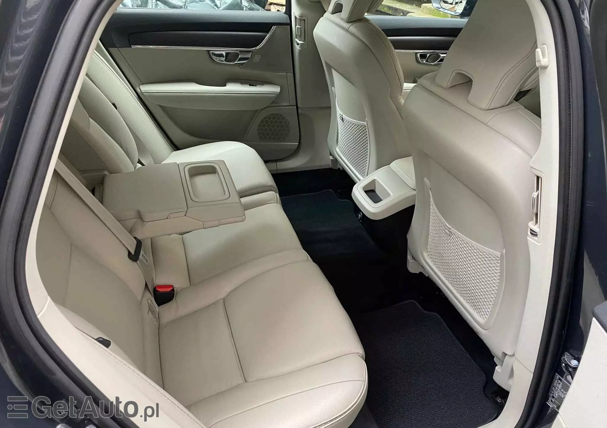 VOLVO V90 T5 GPF Momentum