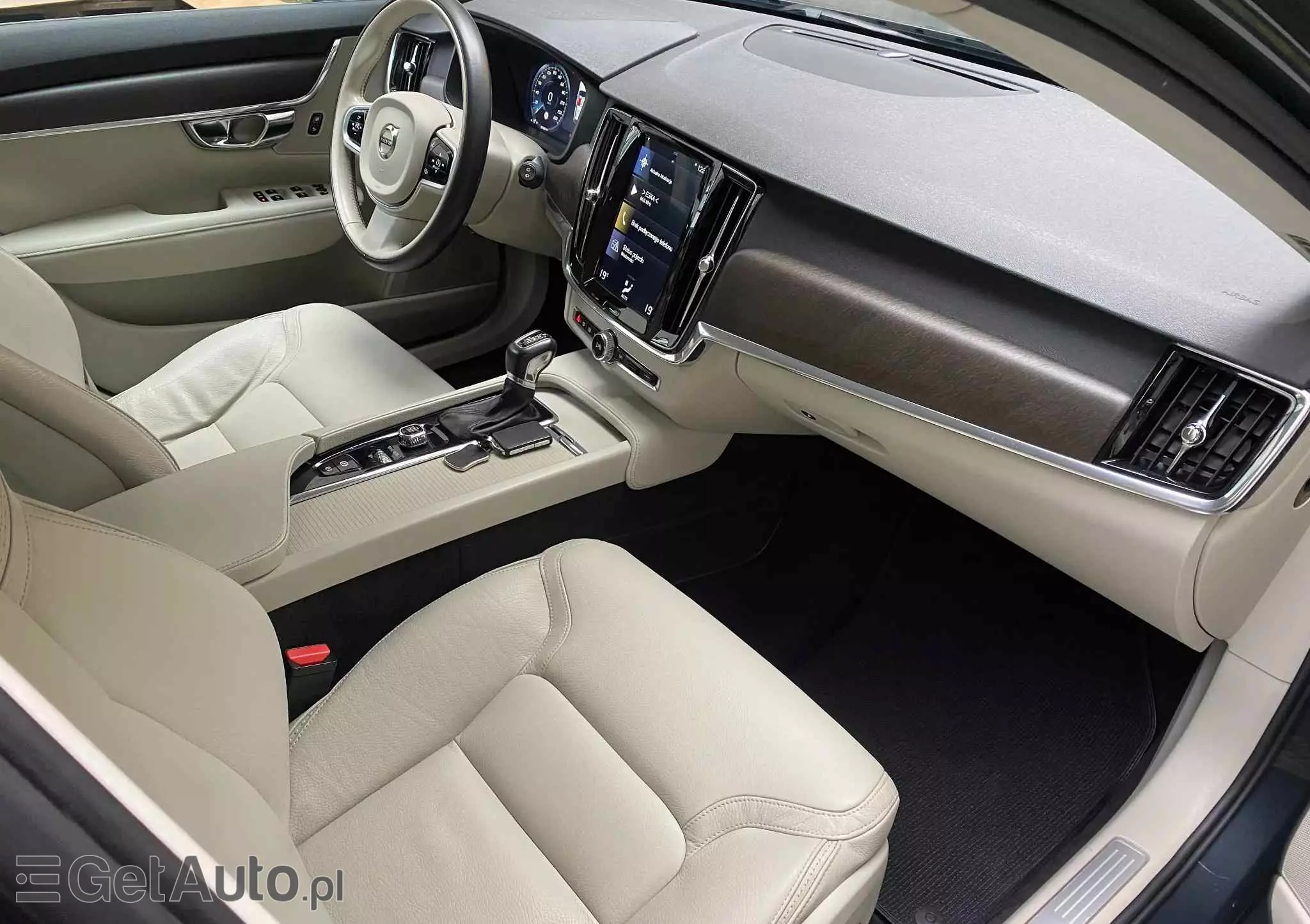 VOLVO V90 T5 GPF Momentum