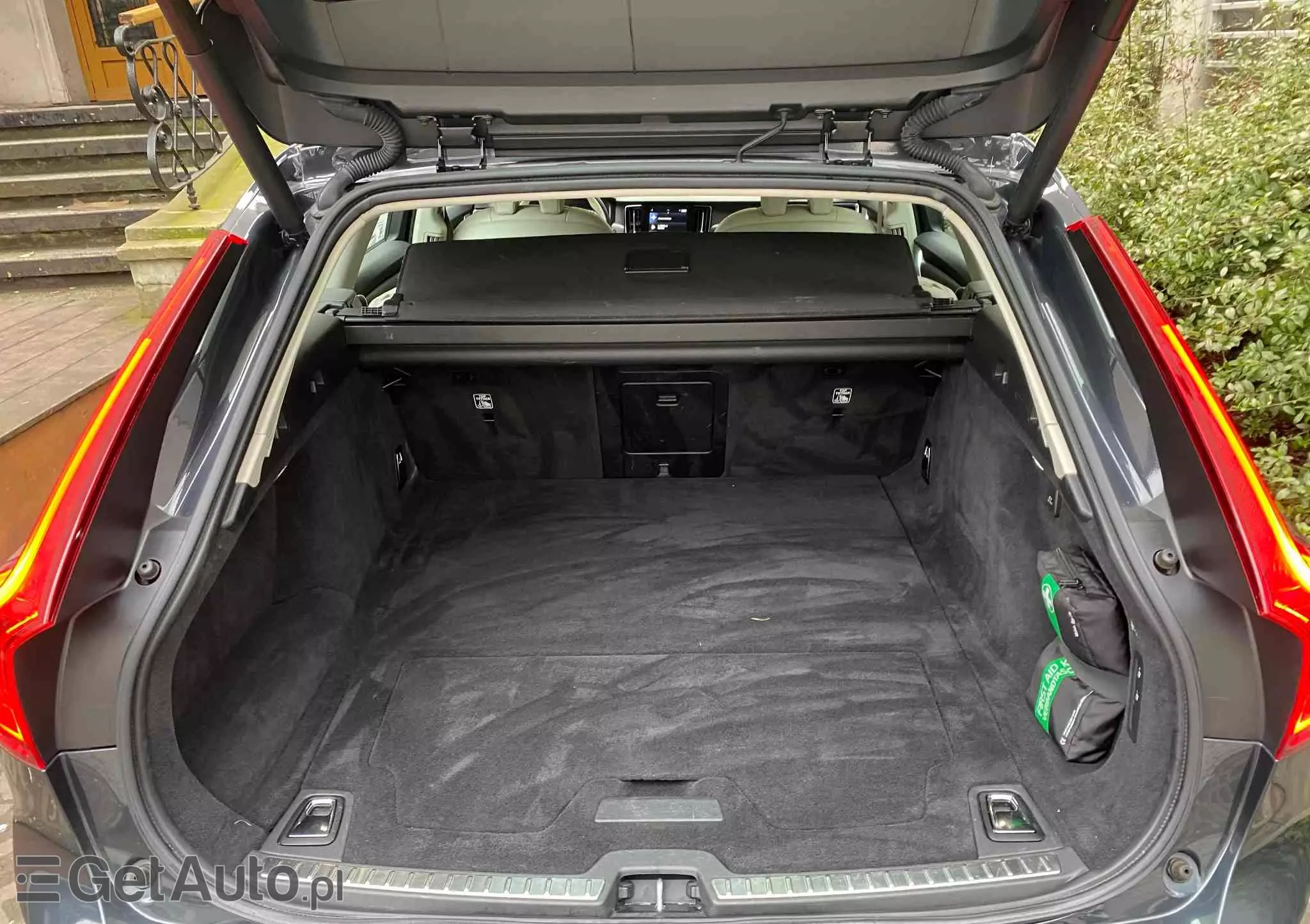 VOLVO V90 T5 GPF Momentum