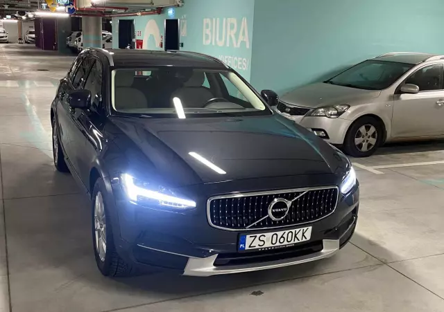VOLVO V90 T5 GPF Momentum