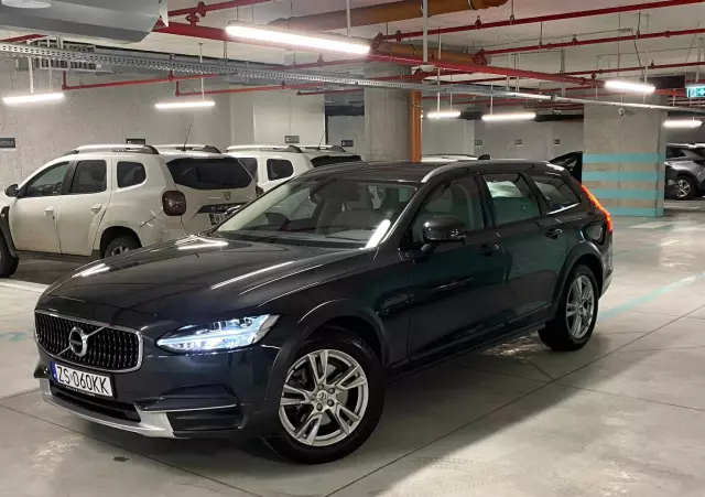 VOLVO V90 T5 GPF Momentum