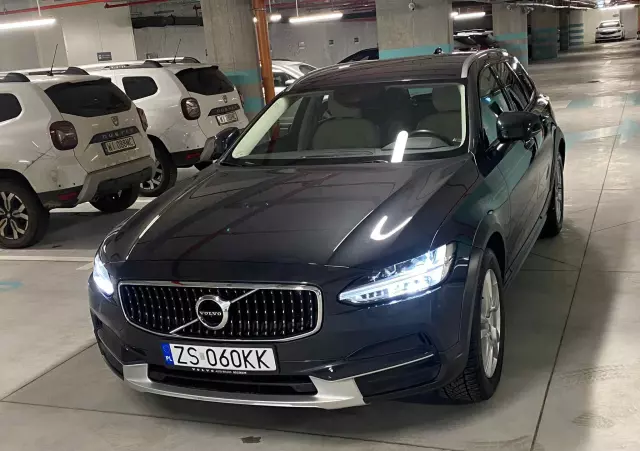 VOLVO V90 T5 GPF Momentum