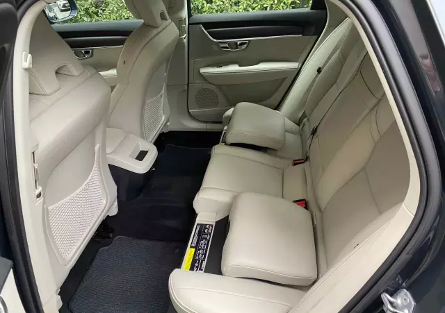 VOLVO V90 T5 GPF Momentum