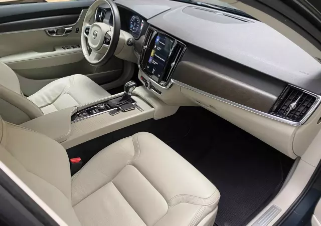 VOLVO V90 T5 GPF Momentum