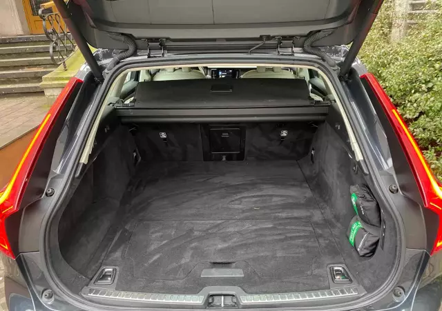 VOLVO V90 T5 GPF Momentum