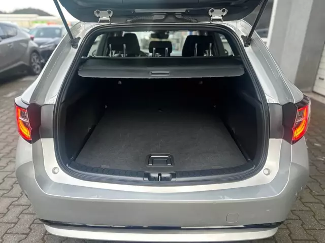 TOYOTA Corolla 1.8 Hybrid Comfort