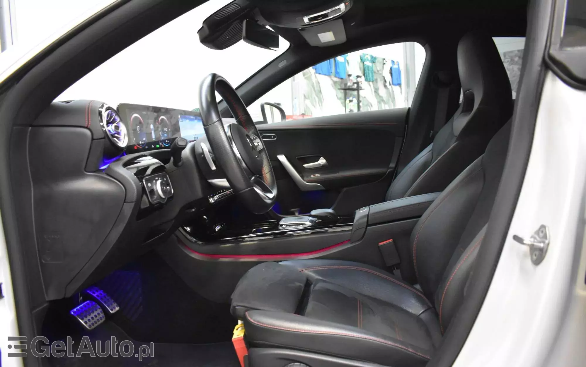 MERCEDES-BENZ CLA 250 E AMG Line 8G-DCT