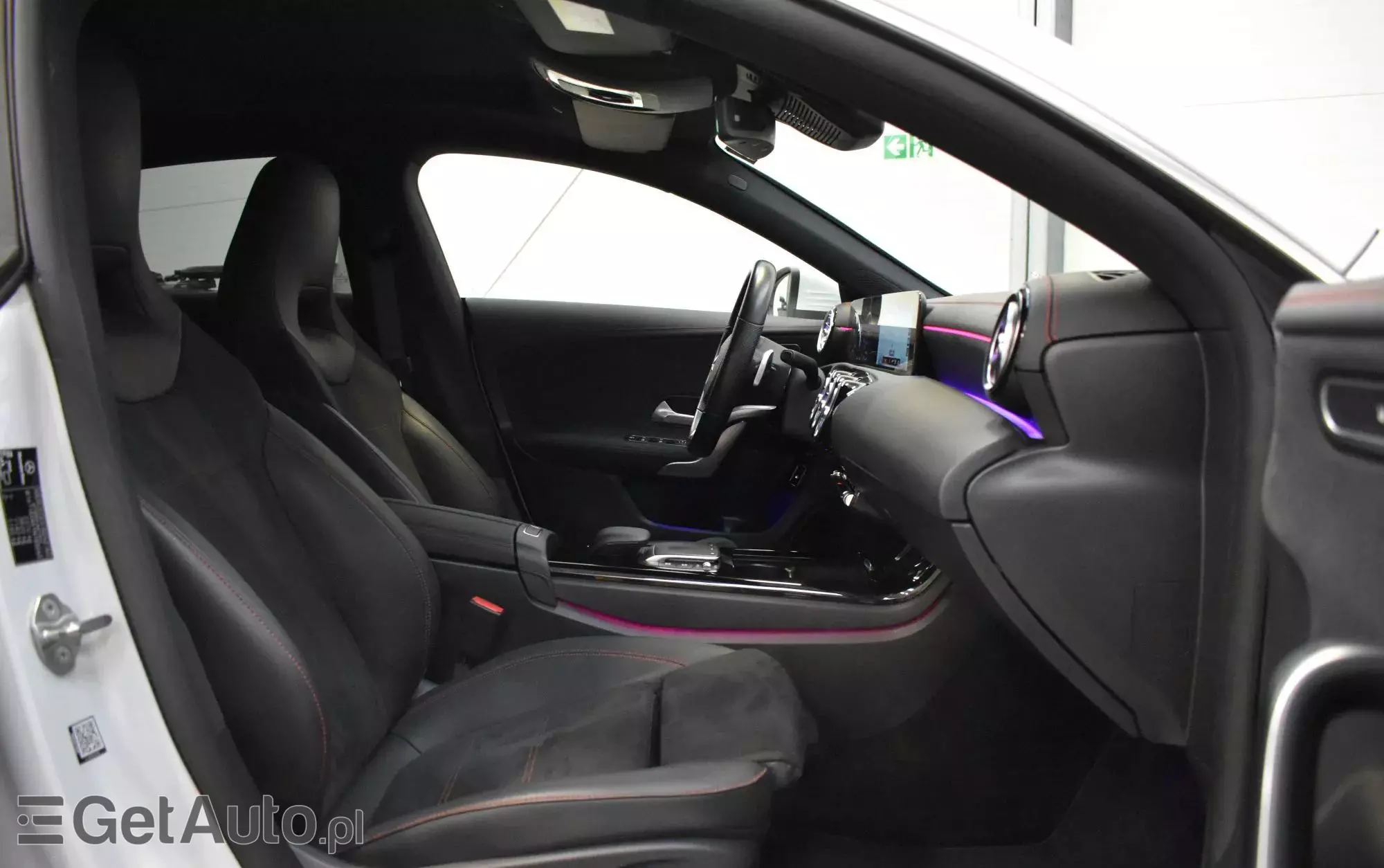 MERCEDES-BENZ CLA 250 E AMG Line 8G-DCT