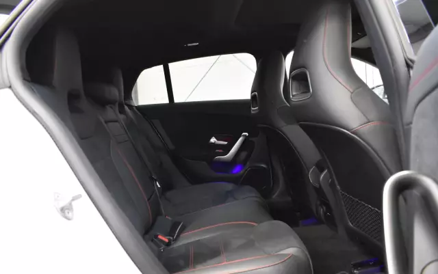 MERCEDES-BENZ CLA 250 E AMG Line 8G-DCT