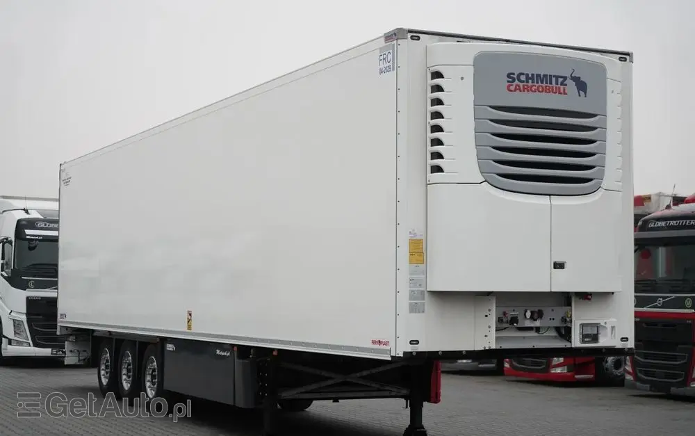 SCHMITZ CARGOBULL CHŁODNIA / AGREGAT SCHMITZ TKM / 2x OŚ PODNOSZONA / KOSZ NA PALETY / 2023 ROK / 