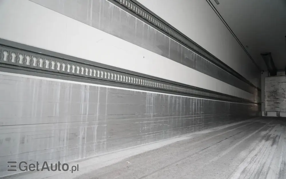 SCHMITZ CARGOBULL CHŁODNIA / AGREGAT SCHMITZ TKM / 2x OŚ PODNOSZONA / KOSZ NA PALETY / 2023 ROK / 