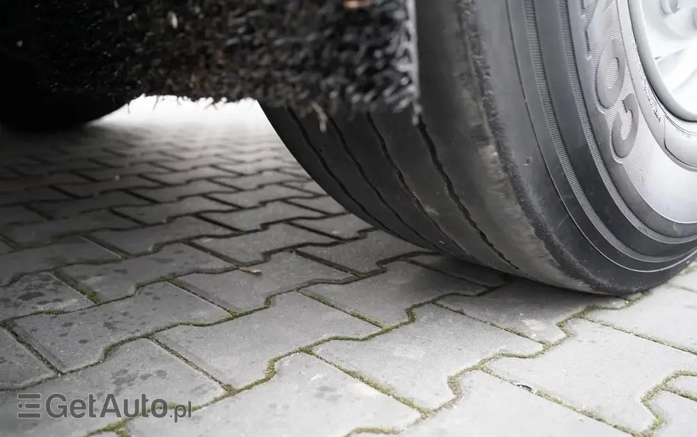 SCHMITZ CARGOBULL CHŁODNIA / AGREGAT SCHMITZ TKM / 2x OŚ PODNOSZONA / KOSZ NA PALETY / 2023 ROK / 