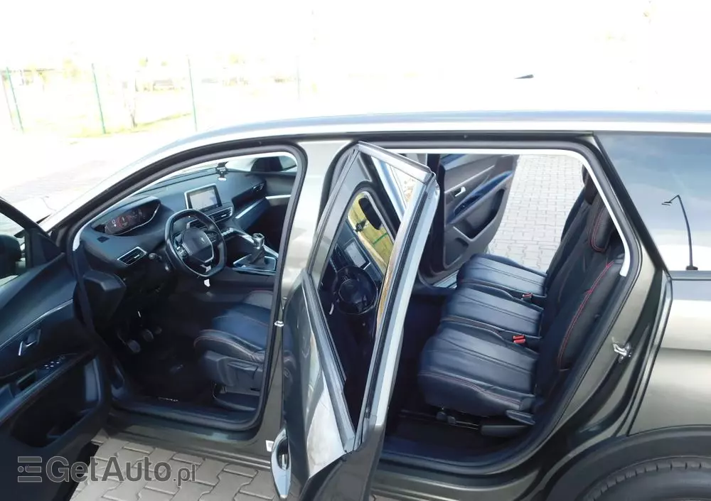 PEUGEOT 5008 1.5 BlueHDI Active S&S