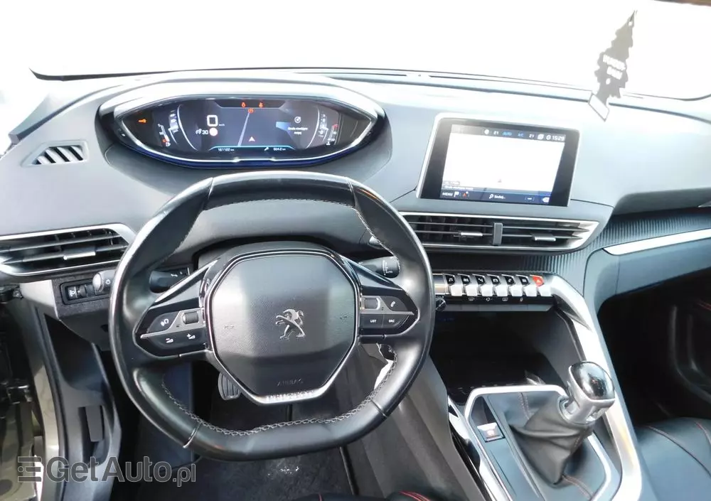 PEUGEOT 5008 1.5 BlueHDI Active S&S