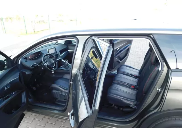 PEUGEOT 5008 1.5 BlueHDI Active S&S