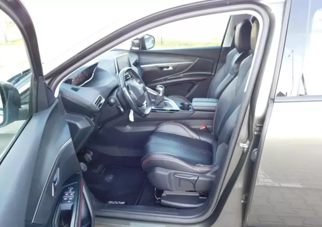 PEUGEOT 5008 1.5 BlueHDI Active S&S