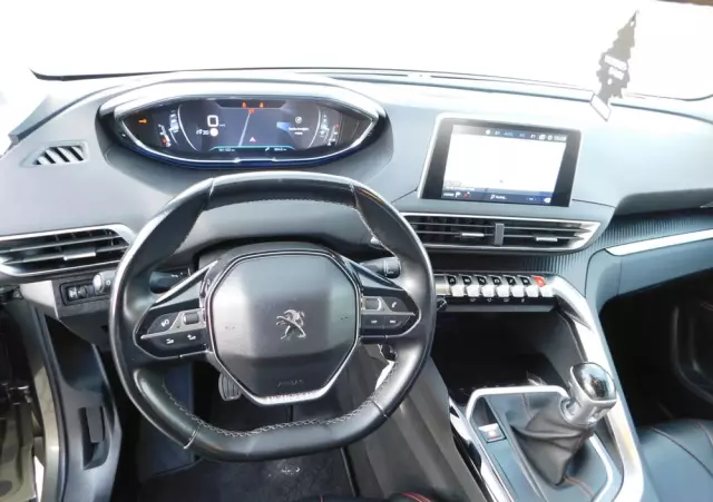 PEUGEOT 5008 1.5 BlueHDI Active S&S