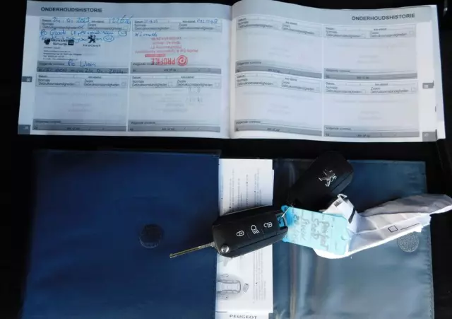 PEUGEOT 5008 1.5 BlueHDI Active S&S