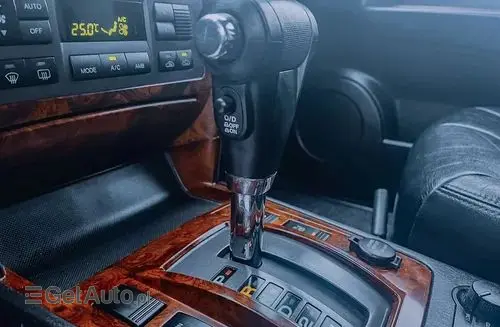 HYUNDAI Terracan 