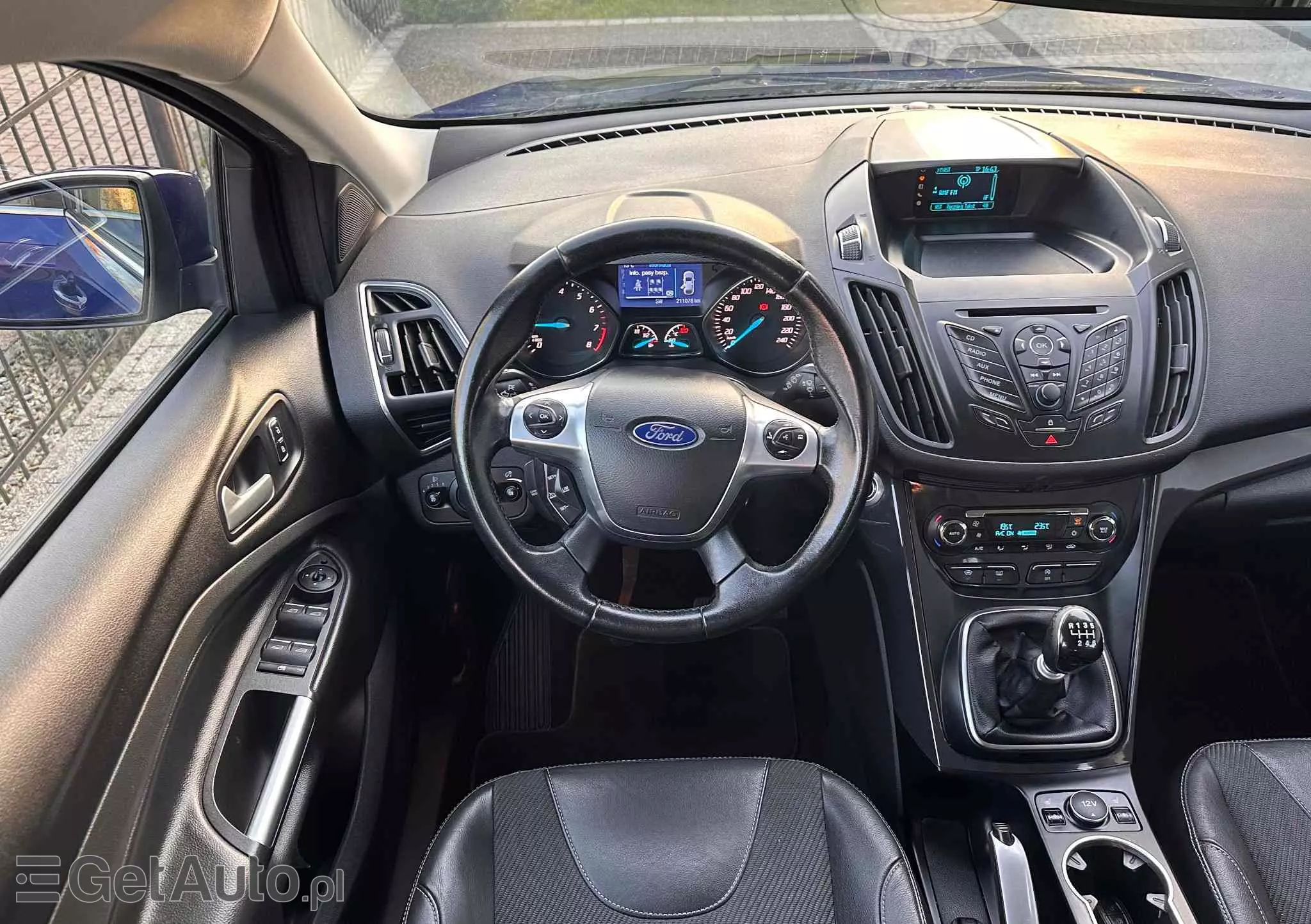 FORD Kuga 1.5 EcoBoost 2x4 Titanium