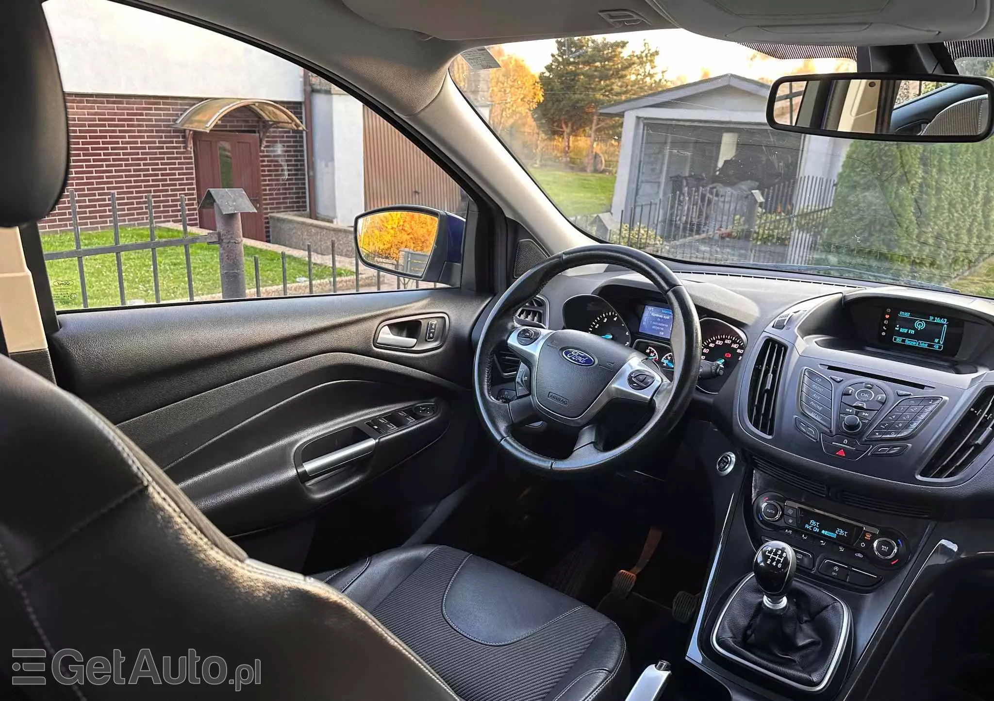 FORD Kuga 1.5 EcoBoost 2x4 Titanium