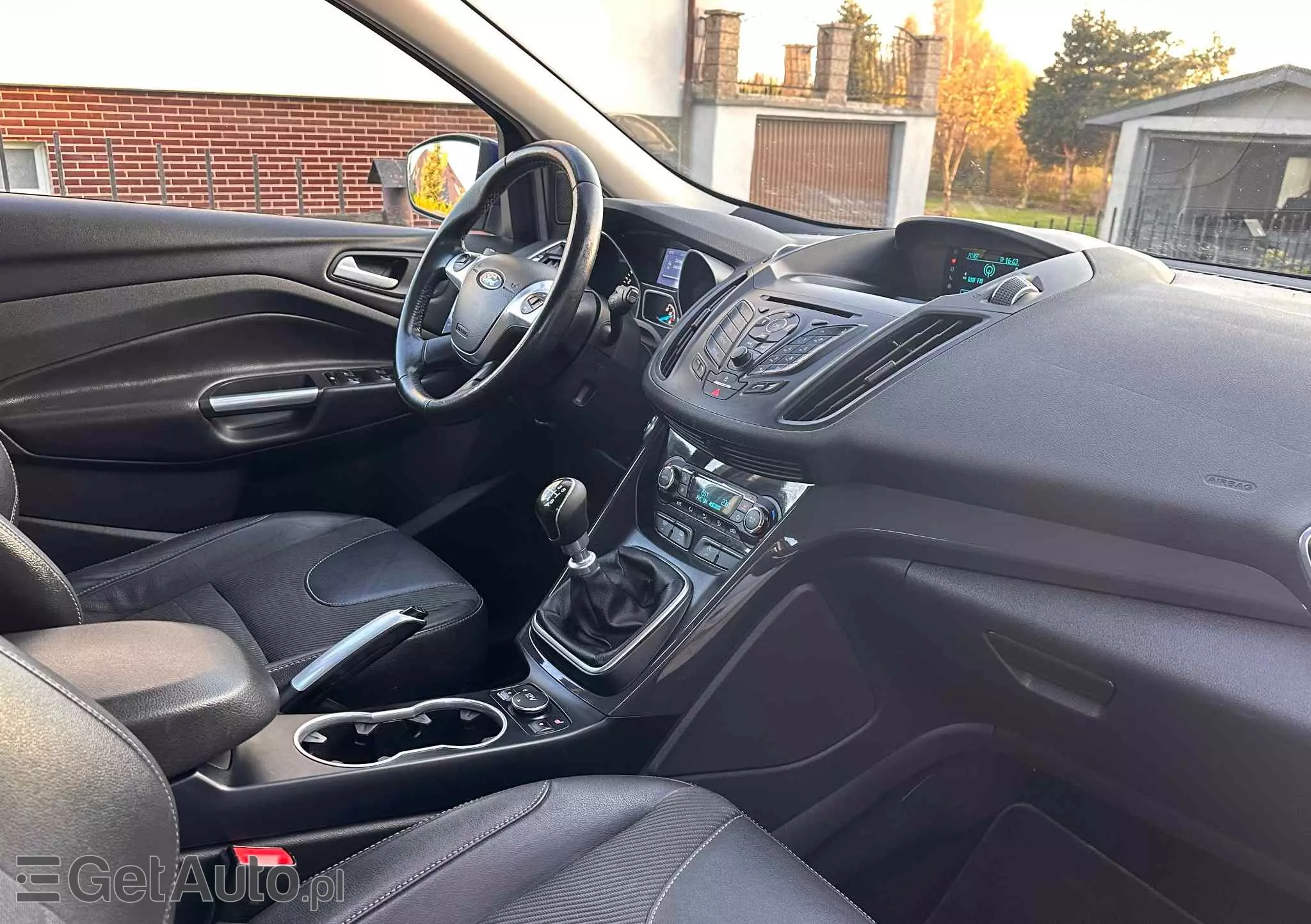 FORD Kuga 1.5 EcoBoost 2x4 Titanium