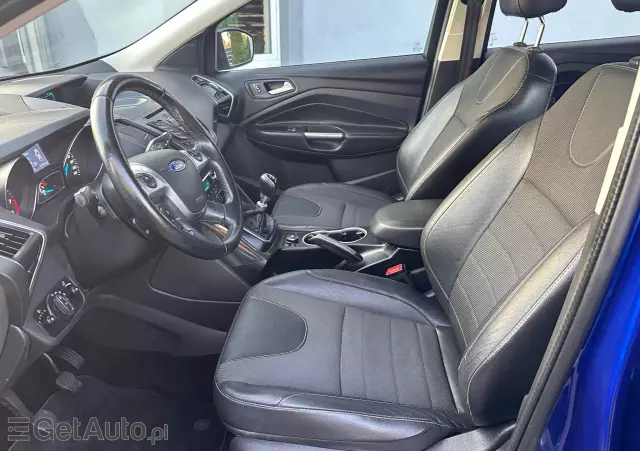 FORD Kuga 1.5 EcoBoost 2x4 Titanium