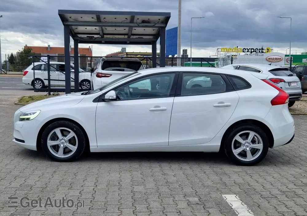 VOLVO V40 D2 Drive-E Kinetic