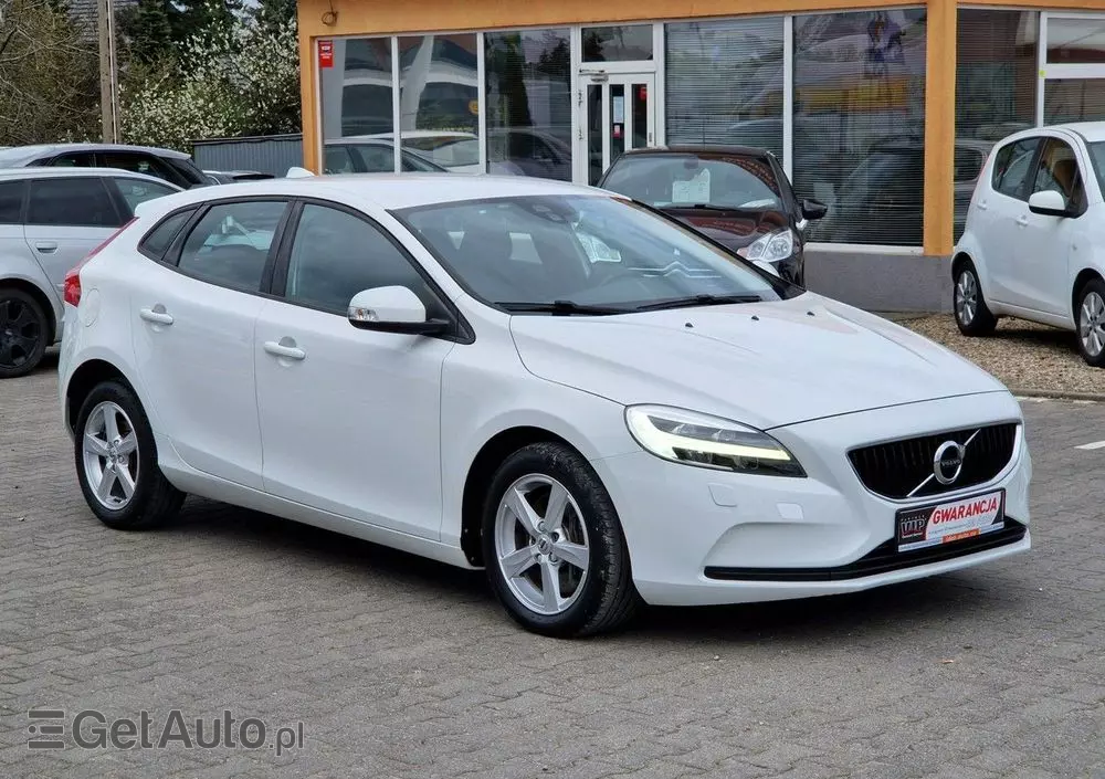 VOLVO V40 D2 Drive-E Kinetic