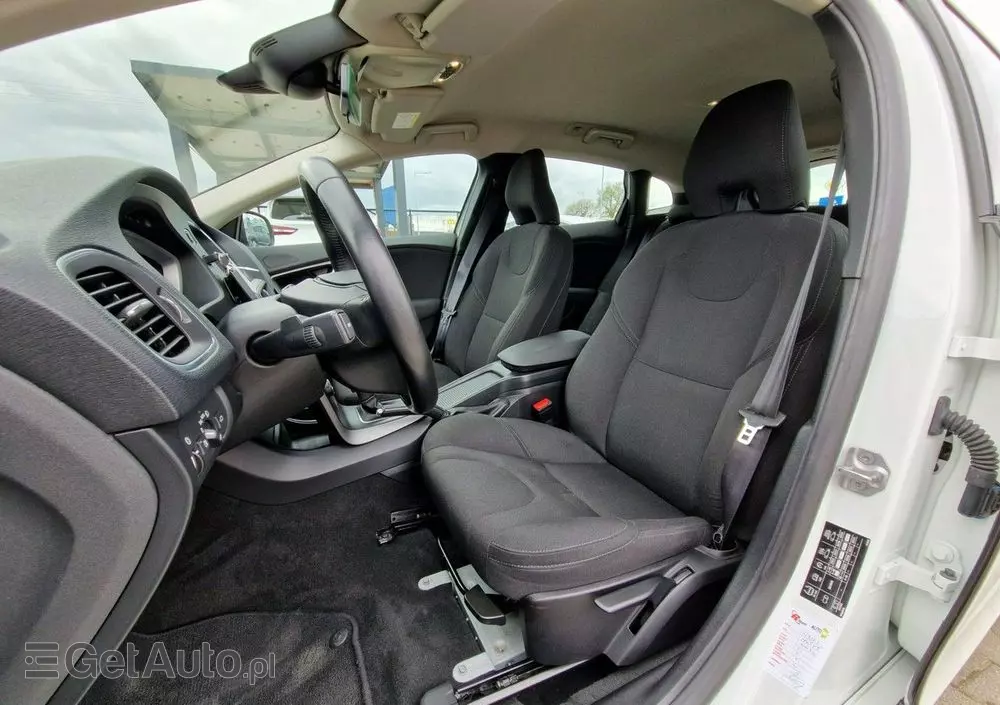 VOLVO V40 D2 Drive-E Kinetic