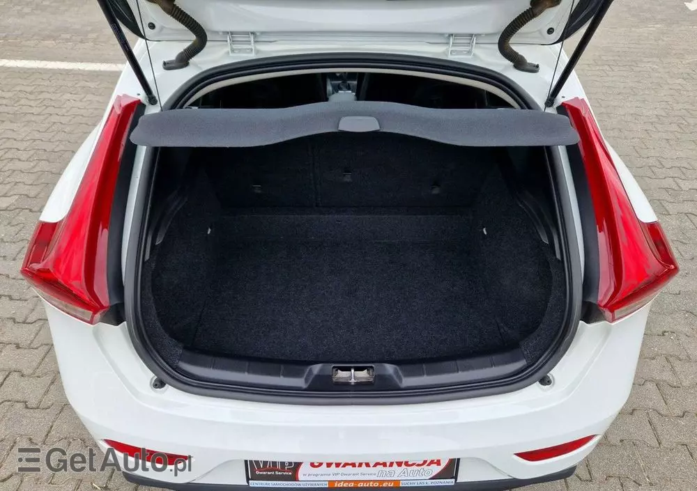 VOLVO V40 D2 Drive-E Kinetic