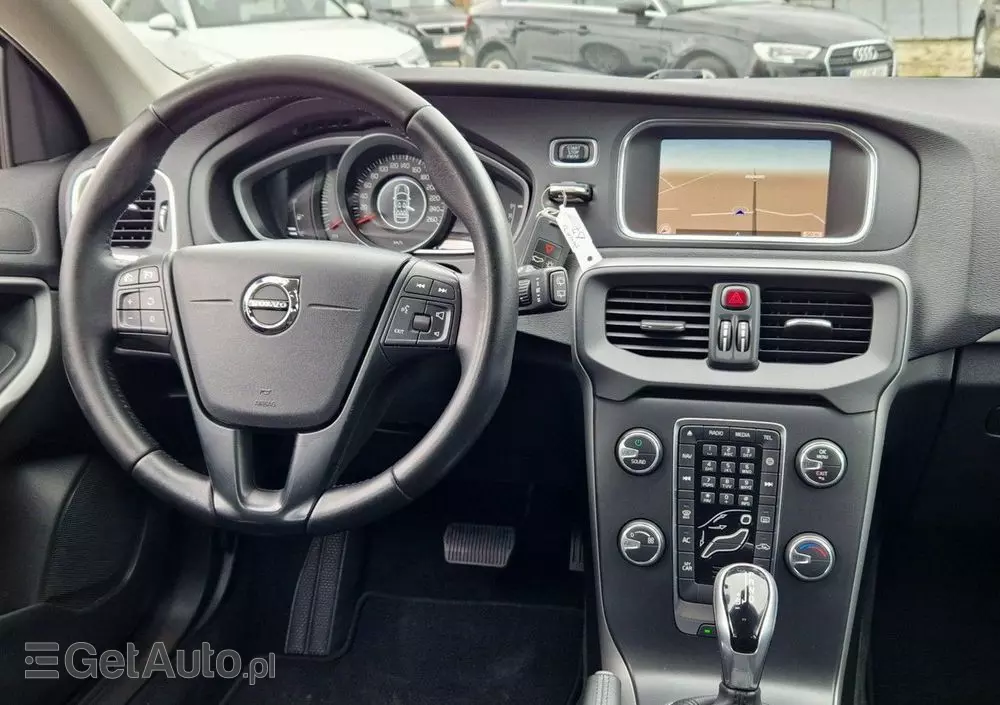 VOLVO V40 D2 Drive-E Kinetic