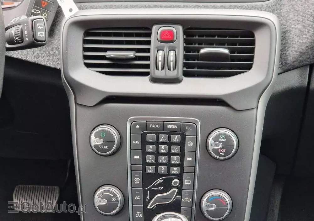 VOLVO V40 D2 Drive-E Kinetic