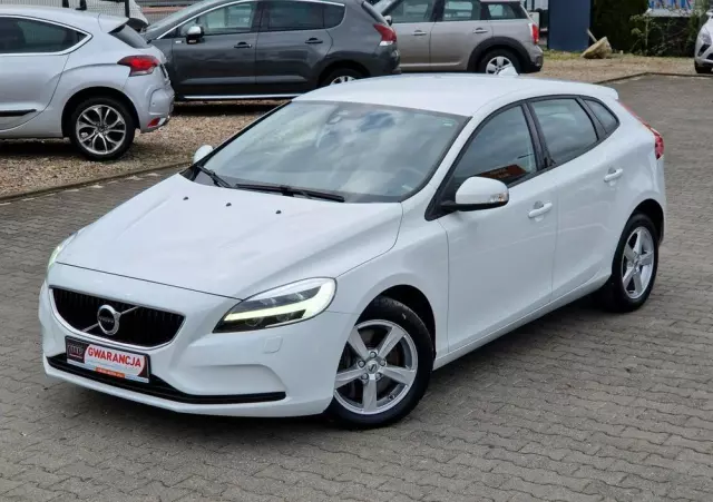 VOLVO V40 D2 Drive-E Kinetic