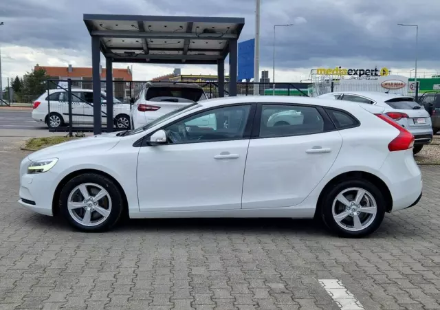 VOLVO V40 D2 Drive-E Kinetic