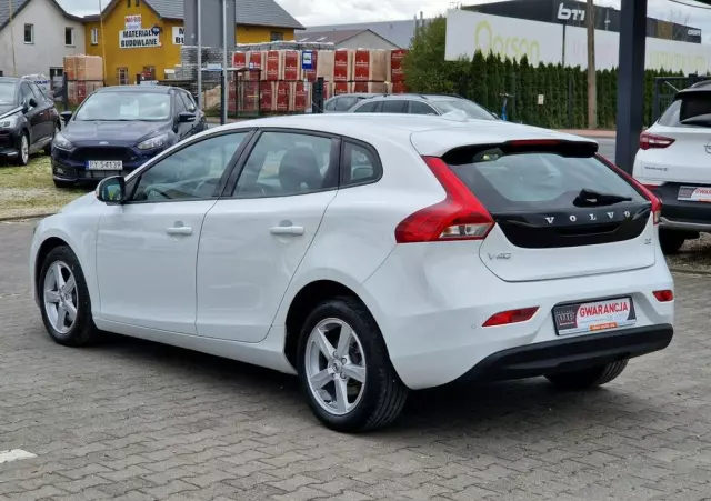VOLVO V40 D2 Drive-E Kinetic