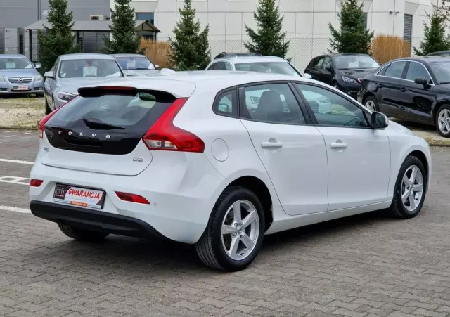 VOLVO V40 D2 Drive-E Kinetic